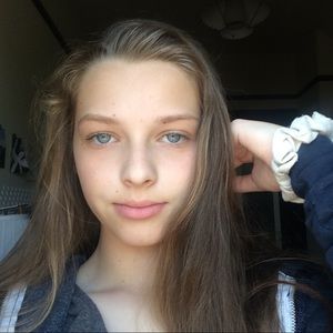 Meet your Posher, Charlotte